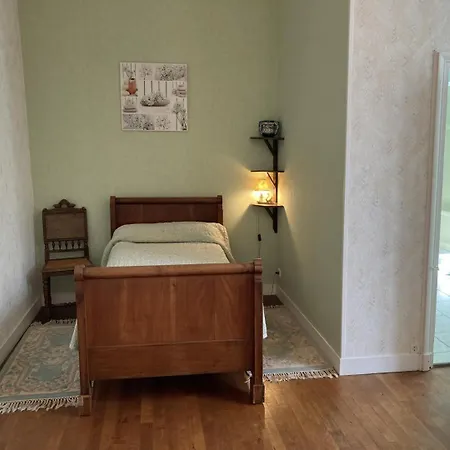 Le Petit Du Theil Au Servant بيت للعطل *